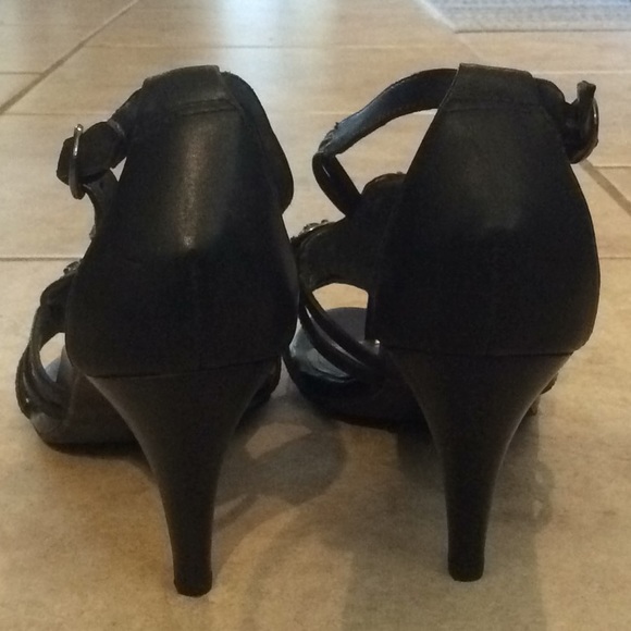 Reba Jeweled Black Heels Sz 8 - Picture 4 of 6